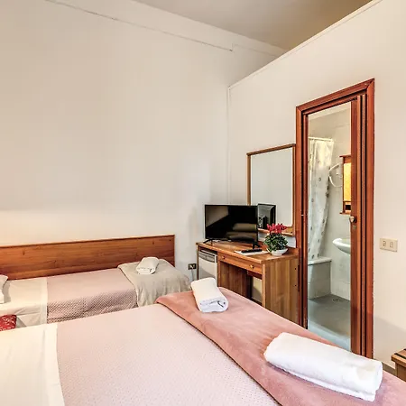 Giada Hotel 3*