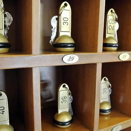 Giada Отель Рим